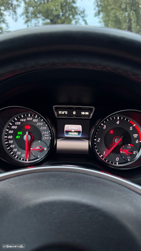 Mercedes-Benz CLA 180 - 11