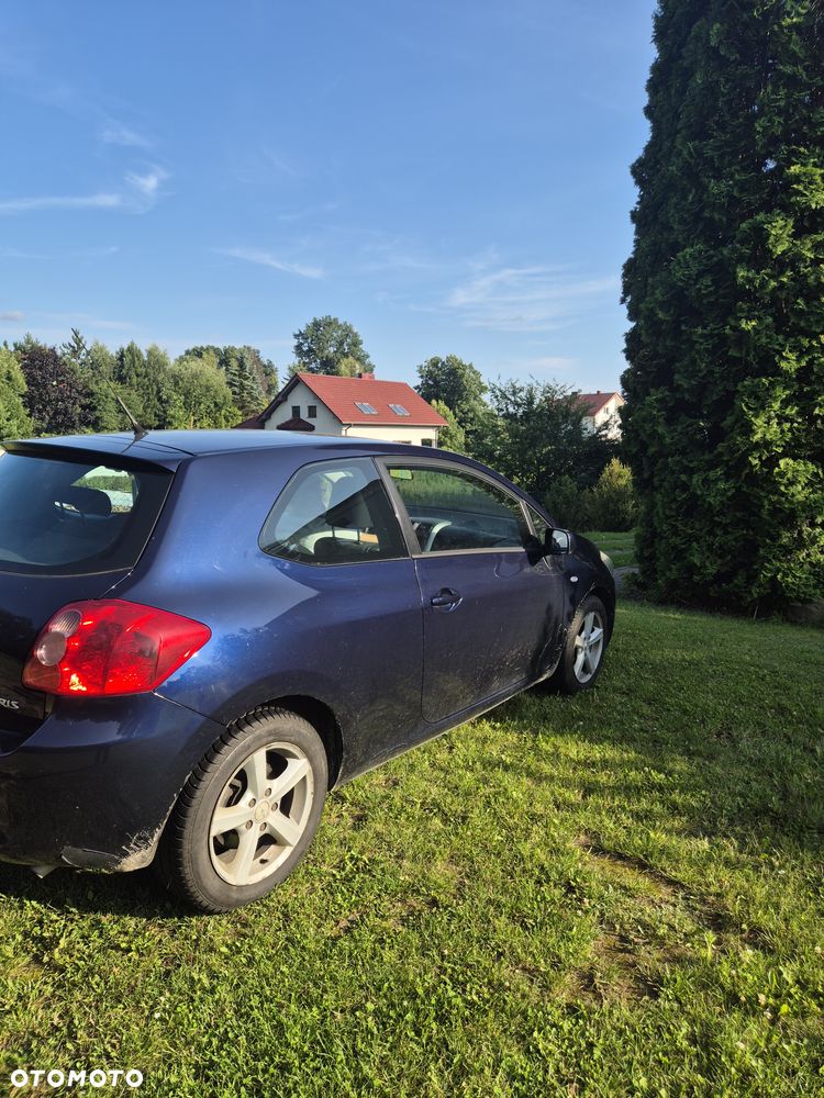 Toyota Auris 1.6 VVT-i Team - 6