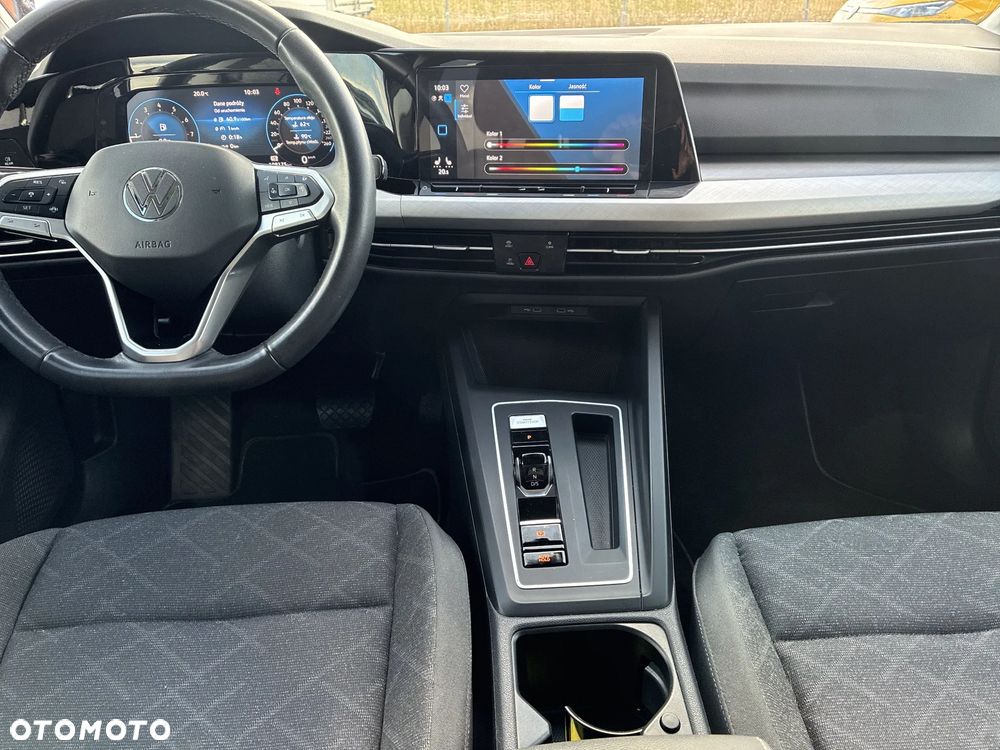 Volkswagen Golf 1.5 eTSI mHEV Life DSG - 19