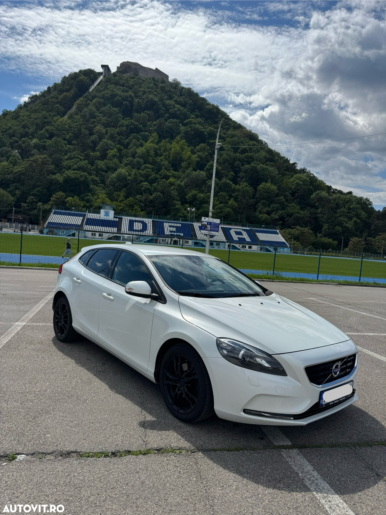 Volvo V40 - 2
