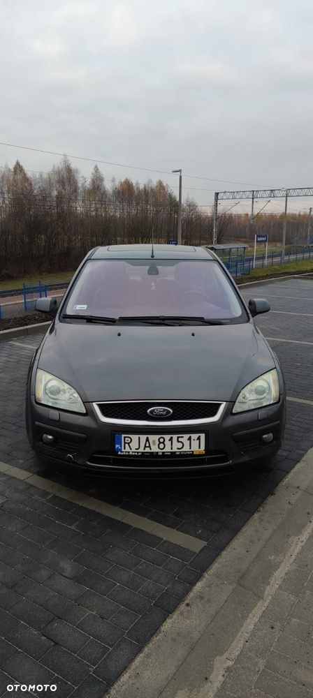 Ford Focus 1.6 Titanium - 12