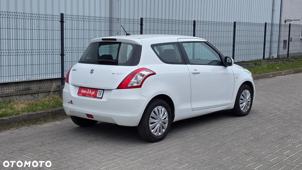 Suzuki Swift 1.2 BlackWhite - 3