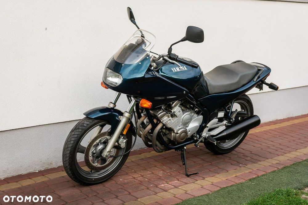 Yamaha XJ - 6