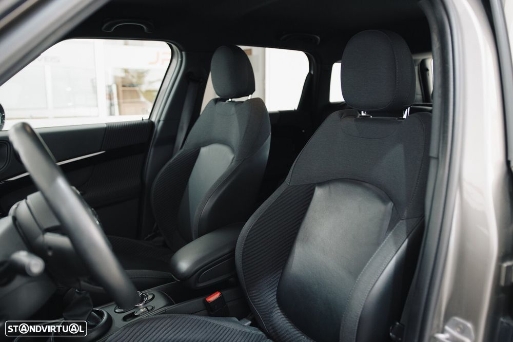MINI Countryman One D - 21