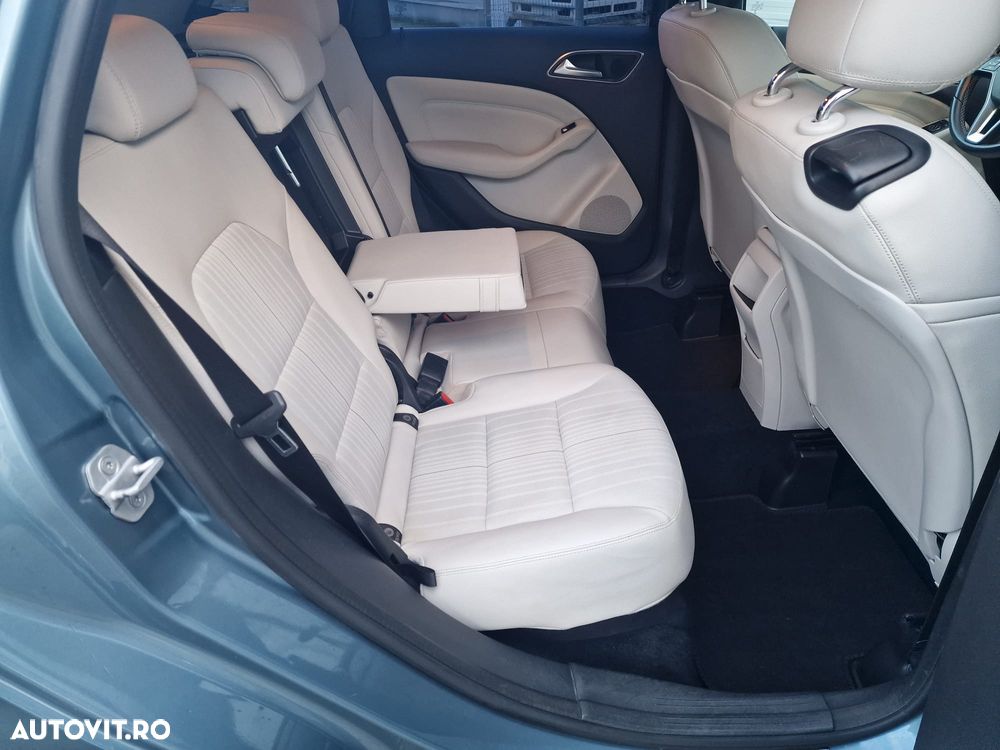 Mercedes-Benz B 180 CDI BlueEfficiency 7G-DCT - 8