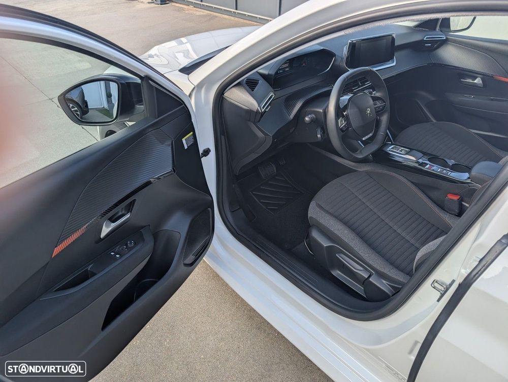 Peugeot e-208 50 kWh Active - 11