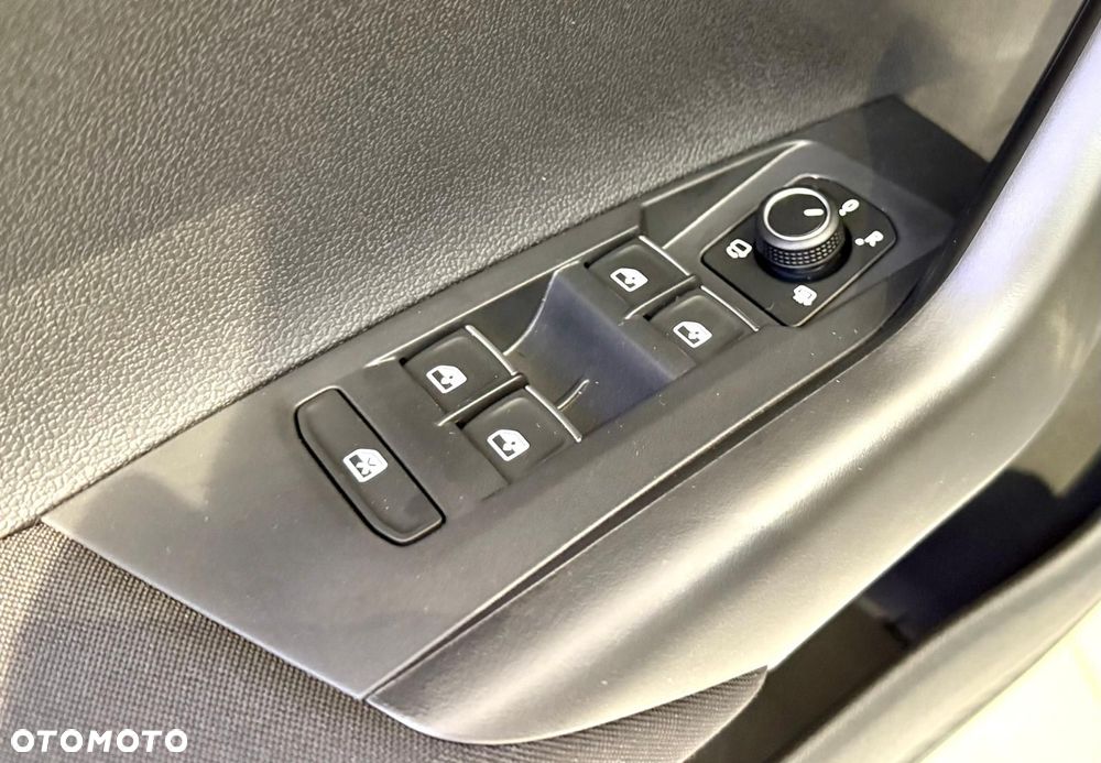 Volkswagen Taigo 1.5 TSI ACT R-Line Plus DSG - 19