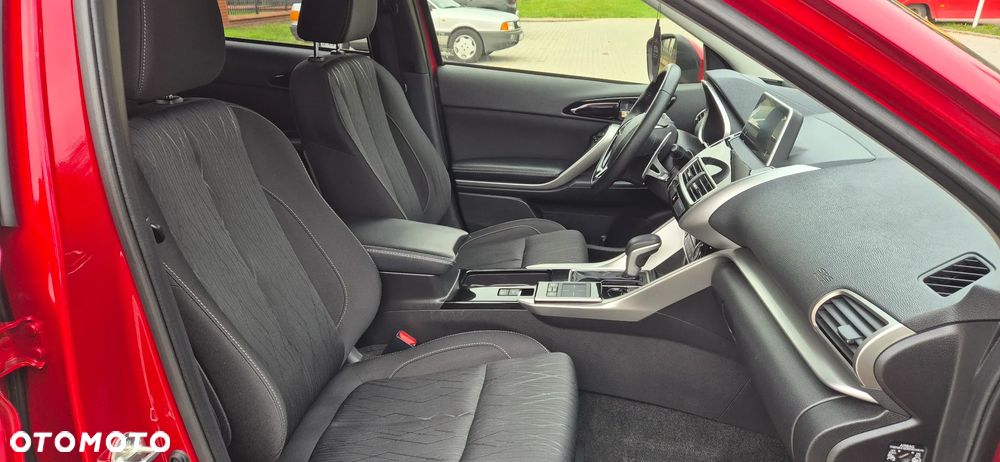 Mitsubishi Eclipse Cross - 13