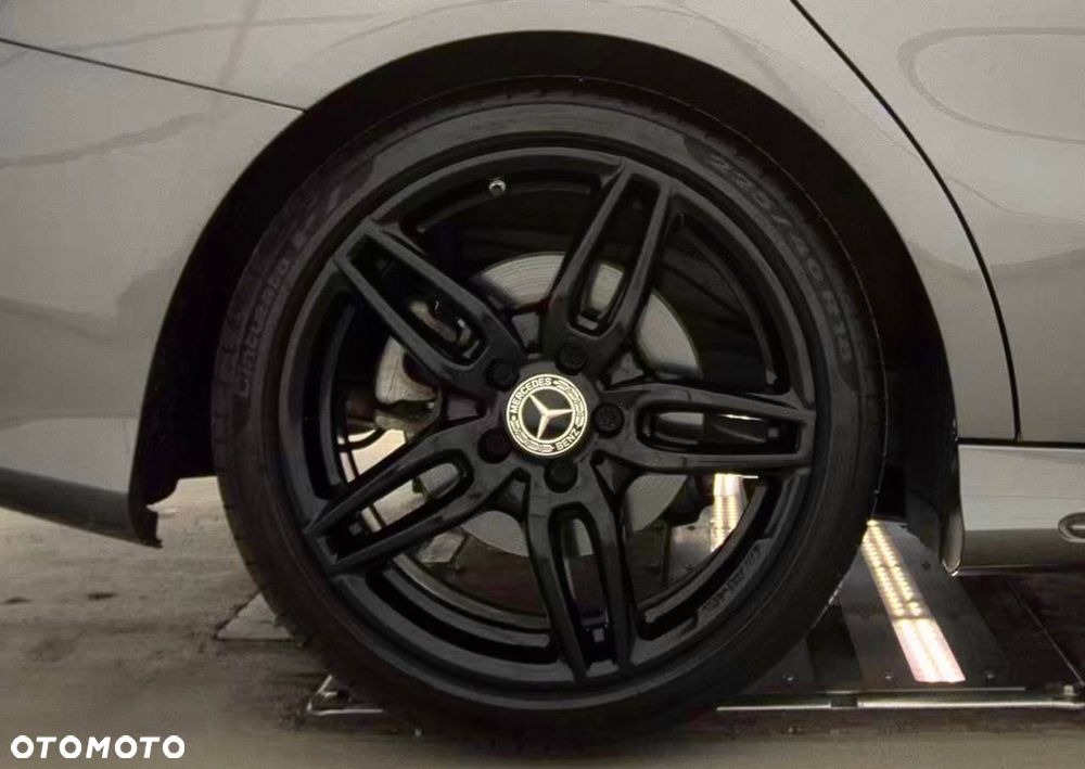 Mercedes-Benz CLA 250 4Matic 7G-DCT AMG Line - 10