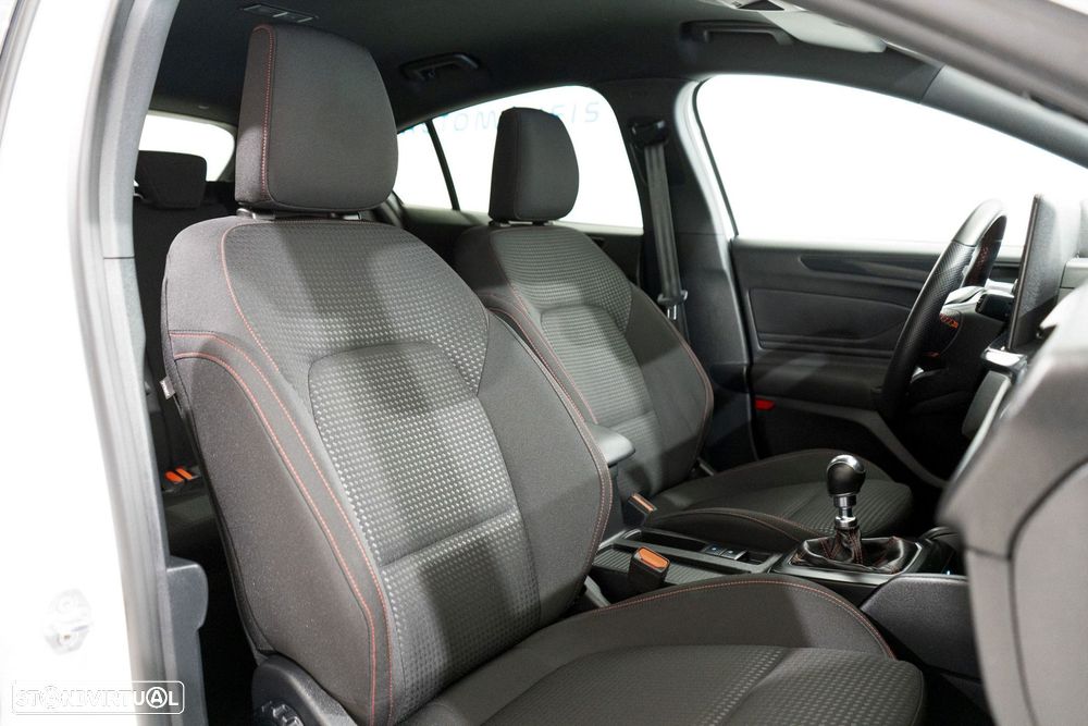 Ford Focus SW 1.0 EcoBoost MHEV Connected - 13