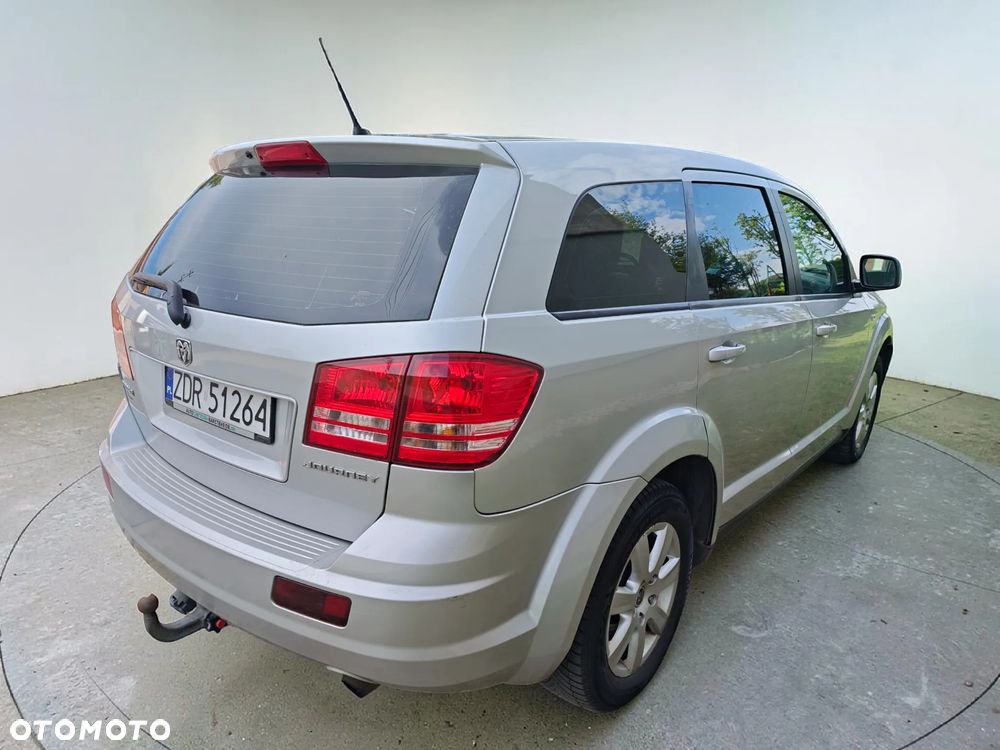 Dodge Journey - 4
