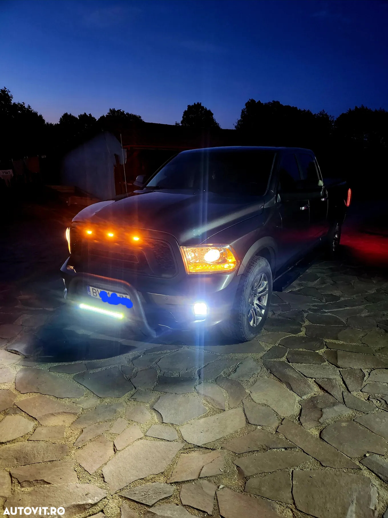 Dodge RAM - 10