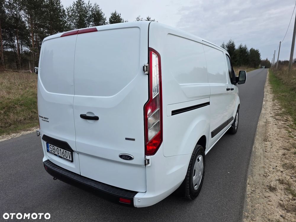 Ford Transit Custom - 28