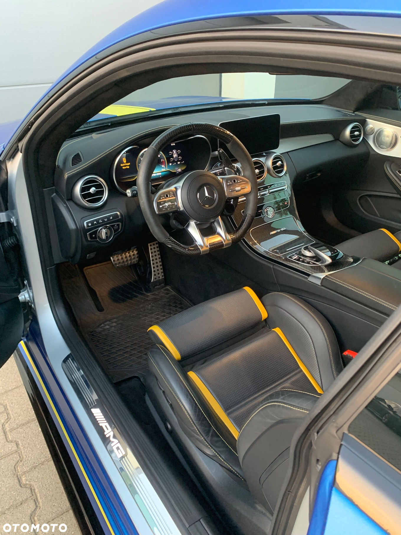 Mercedes-Benz Klasa C AMG 63 S Coupe AMG Speedshift MCT 9G - 21