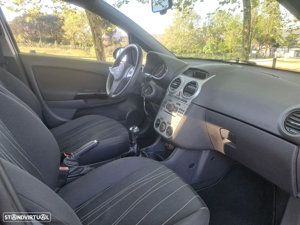 Opel Corsa 1.3 CDTI Enjoy EcoFLEX - 15