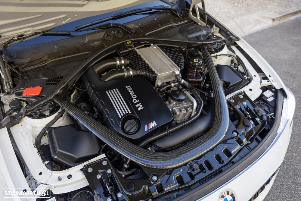 BMW M4 Auto - 5