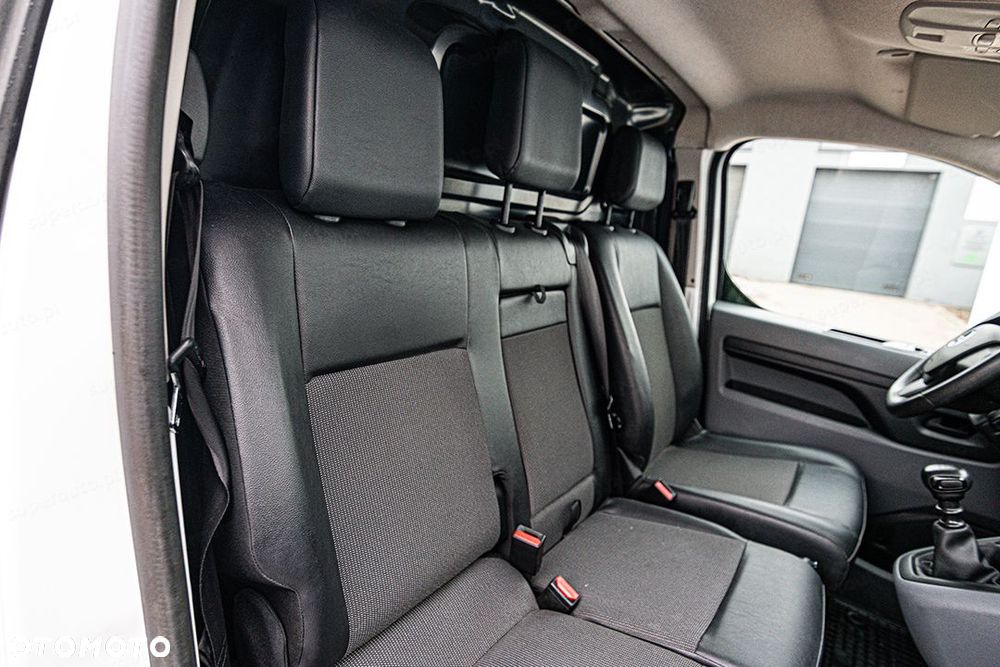 Opel Vivaro L2H1 2.0 144KM - 24