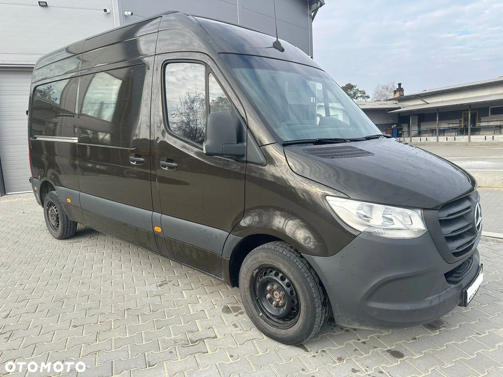 Mercedes-Benz Sprinter - 5