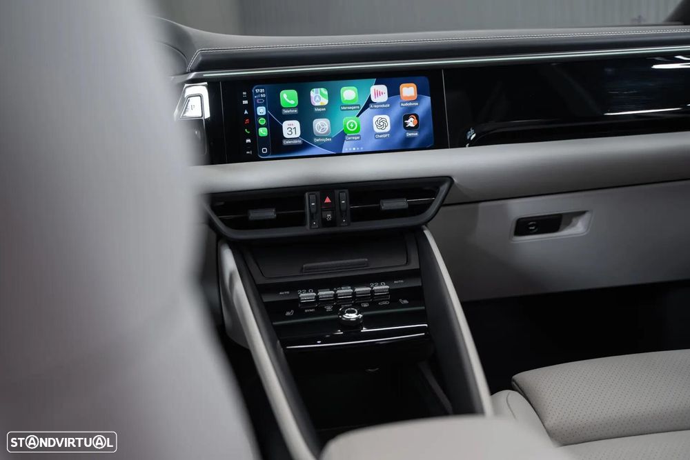 Porsche Macan Electric - 29