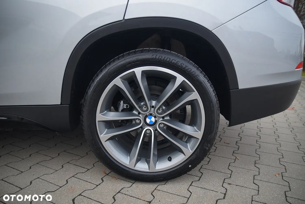 BMW X1 sDrive20d Sport Line - 13