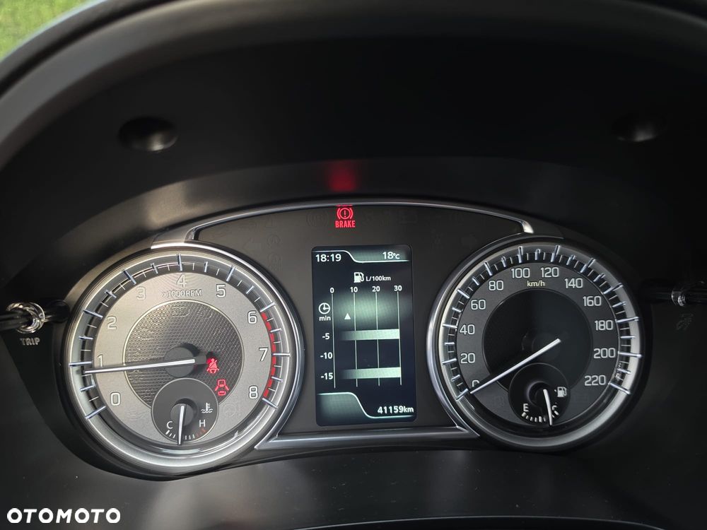 Suzuki Vitara 1.4 Boosterjet SHVS Premium 2WD - 32