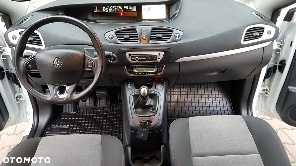 Renault Scenic 1.5 dCi Limited - 18