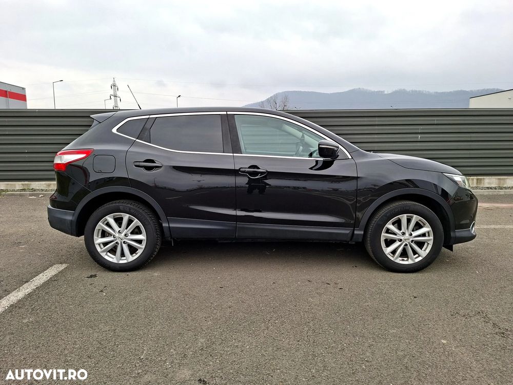 Nissan Qashqai 1.5 DCI N-Connecta - 21
