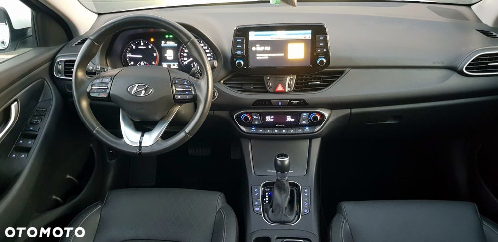 Hyundai i30 - 23