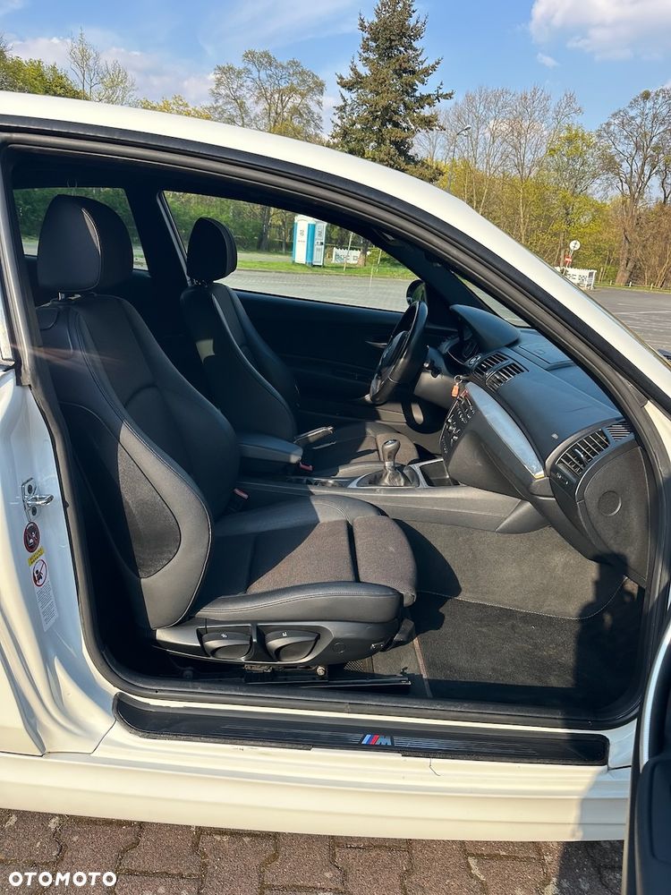 BMW Seria 1 118d DPF - 16