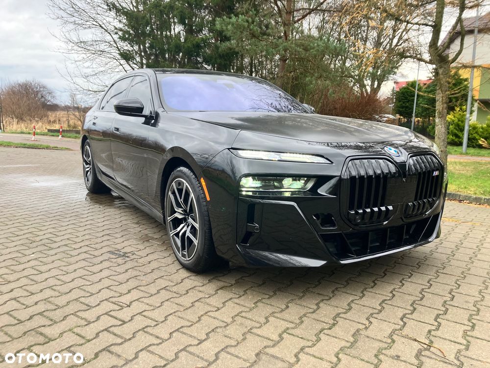 BMW Seria 7 - 37