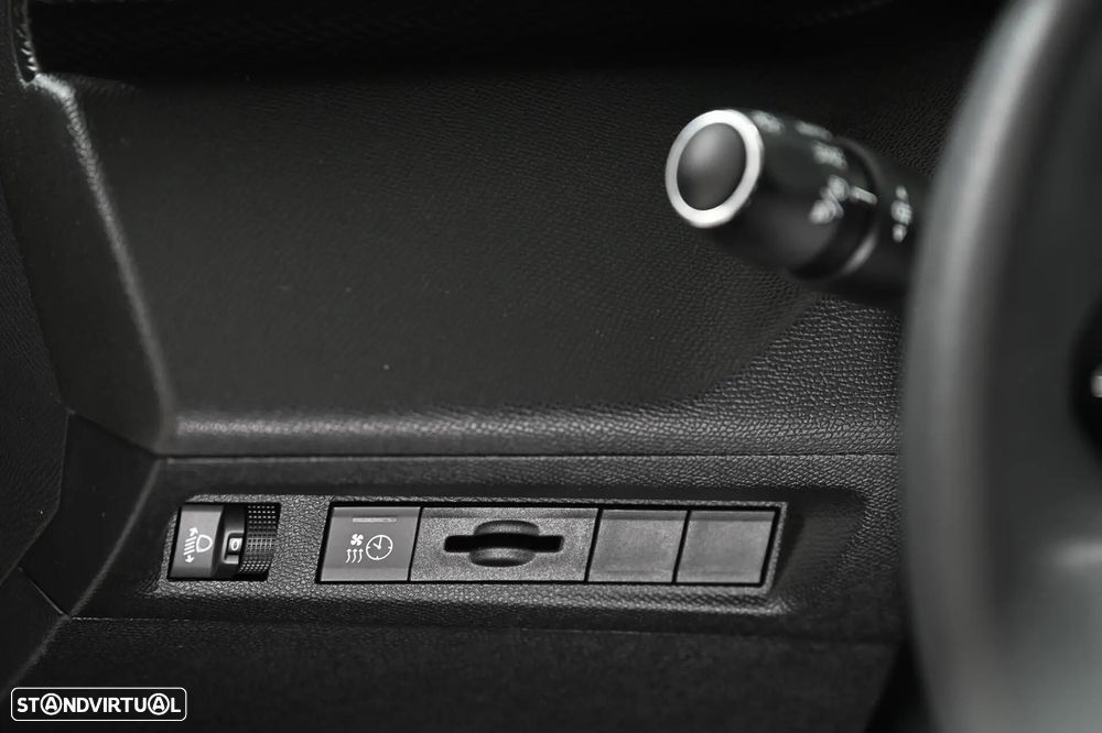 Peugeot e-308 54 kWh Style - 29