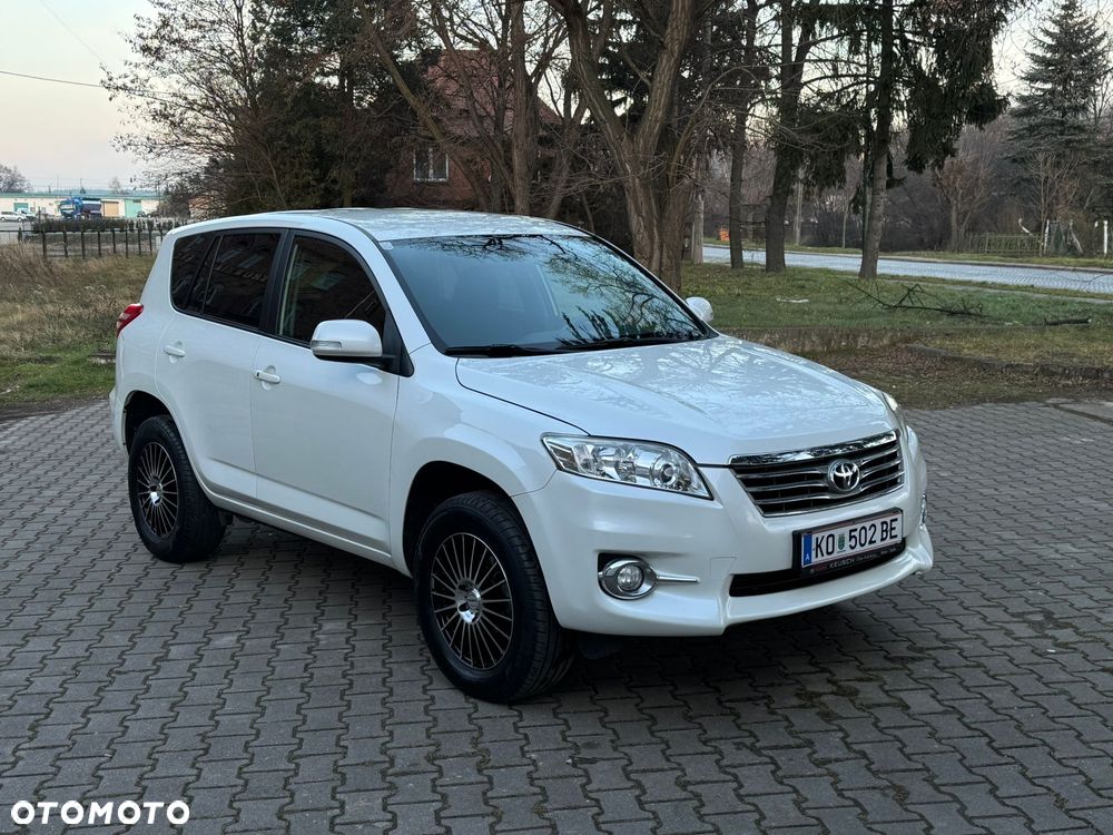 Toyota RAV4 2.2 D-4D Premium - 6