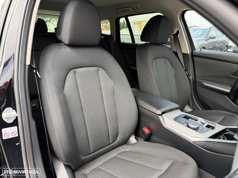 BMW 320 e Auto - 18
