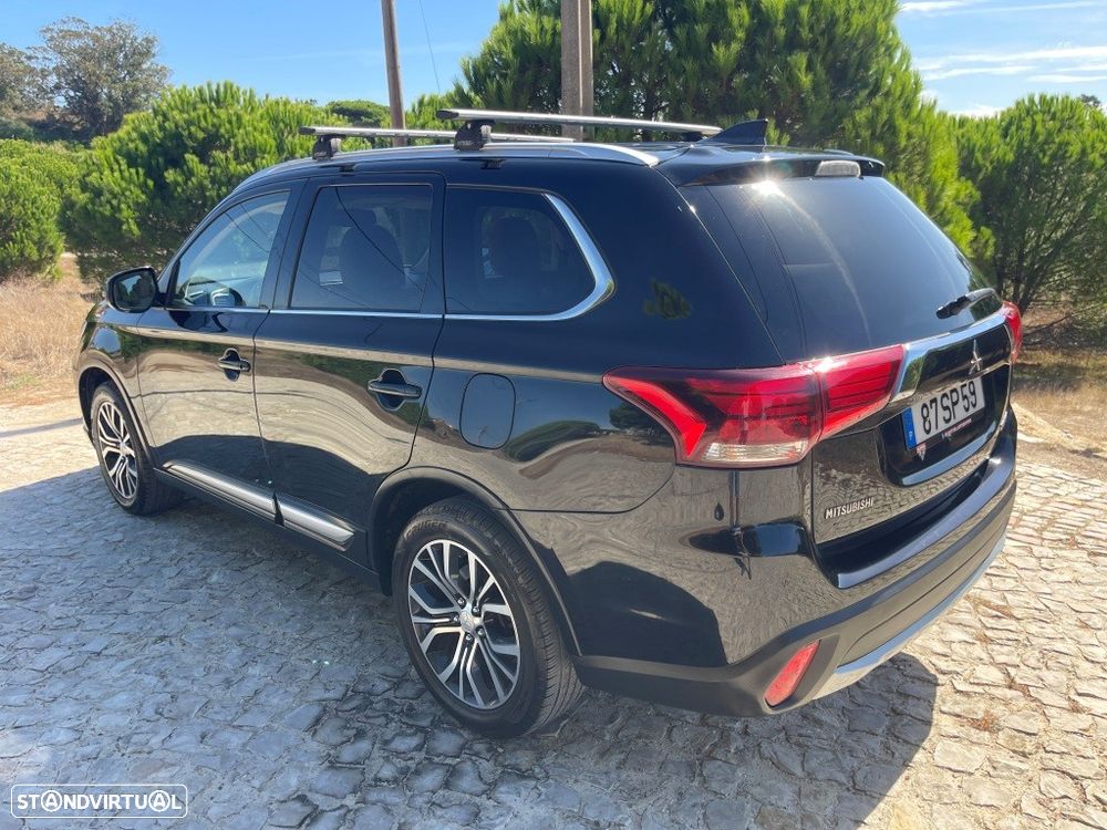 Mitsubishi Outlander 2.2 DI-D Instyle Navi - 6