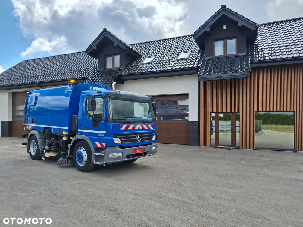 Mercedes-Benz Atego 1523 Zamiatarka FAUN Zamiatarka Uliczna Kamera Cofania Oświetlenie Ostrzegawcze Regulowane Zawieszenie - 1