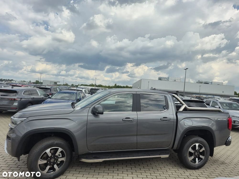 Volkswagen Amarok - 10