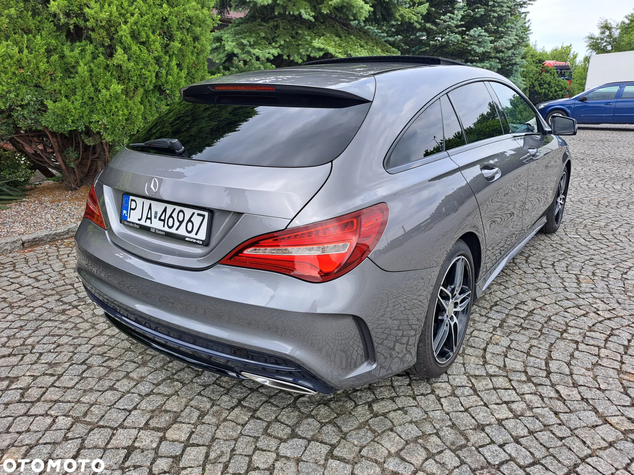 Mercedes-Benz CLA Shooting Brake 200 7G-DCT AMG Line - 4