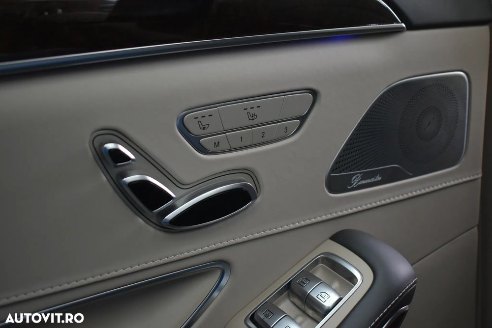 Mercedes-Benz S 560 4MATIC Aut. - 24