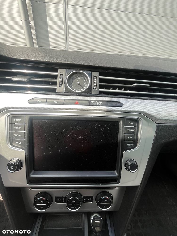 Volkswagen Passat 2.0 TDI BMT Highline DSG7 - 8