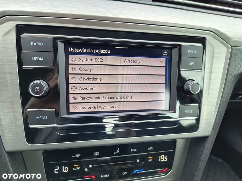 Volkswagen Passat 1.5 TSI EVO Essence - 30