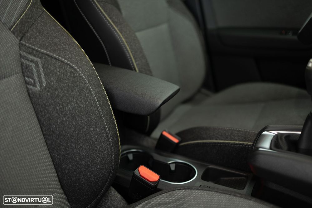 Renault Captur 1.0 TCe Techno Bi-Fuel - 43