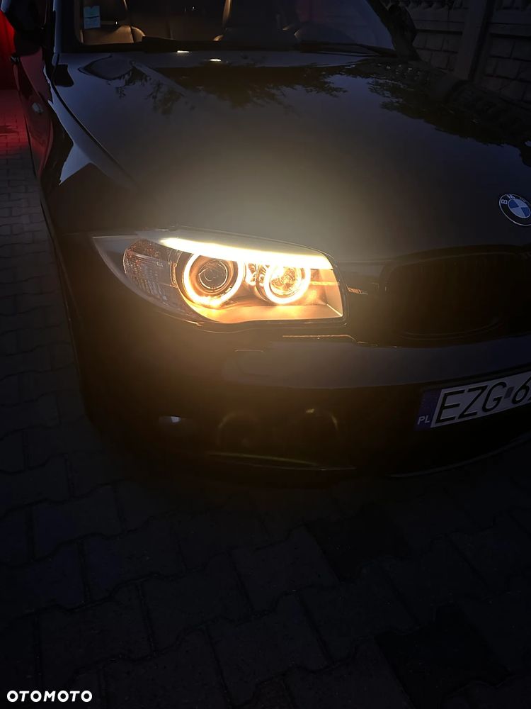 BMW Seria 1 123d - 17