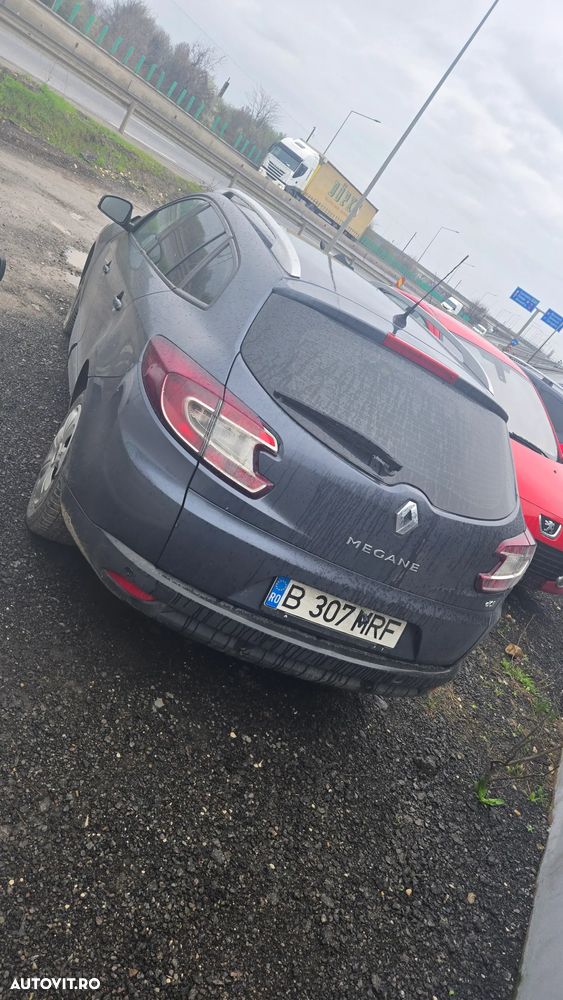 Renault Megane 1.5 dCi Dynamique Aut. - 4