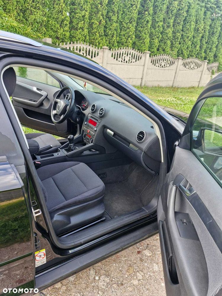 Audi A3 Sportback - 8