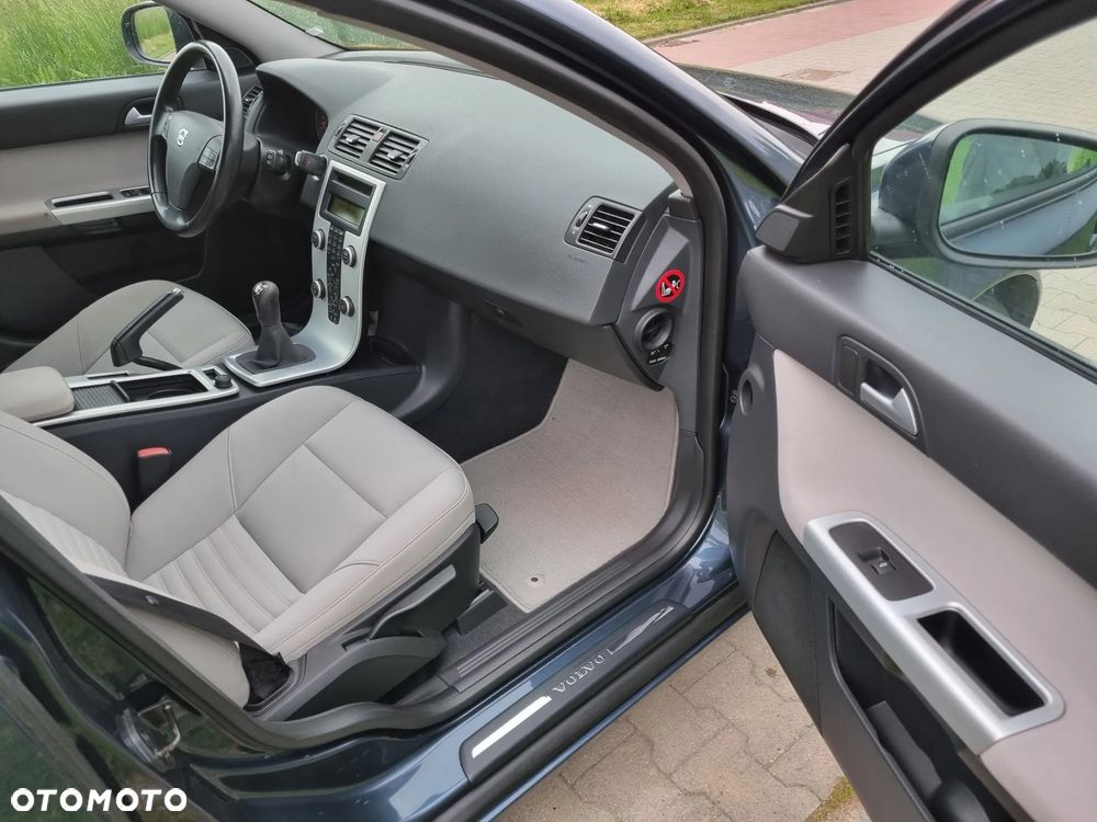 Volvo V50 - 12