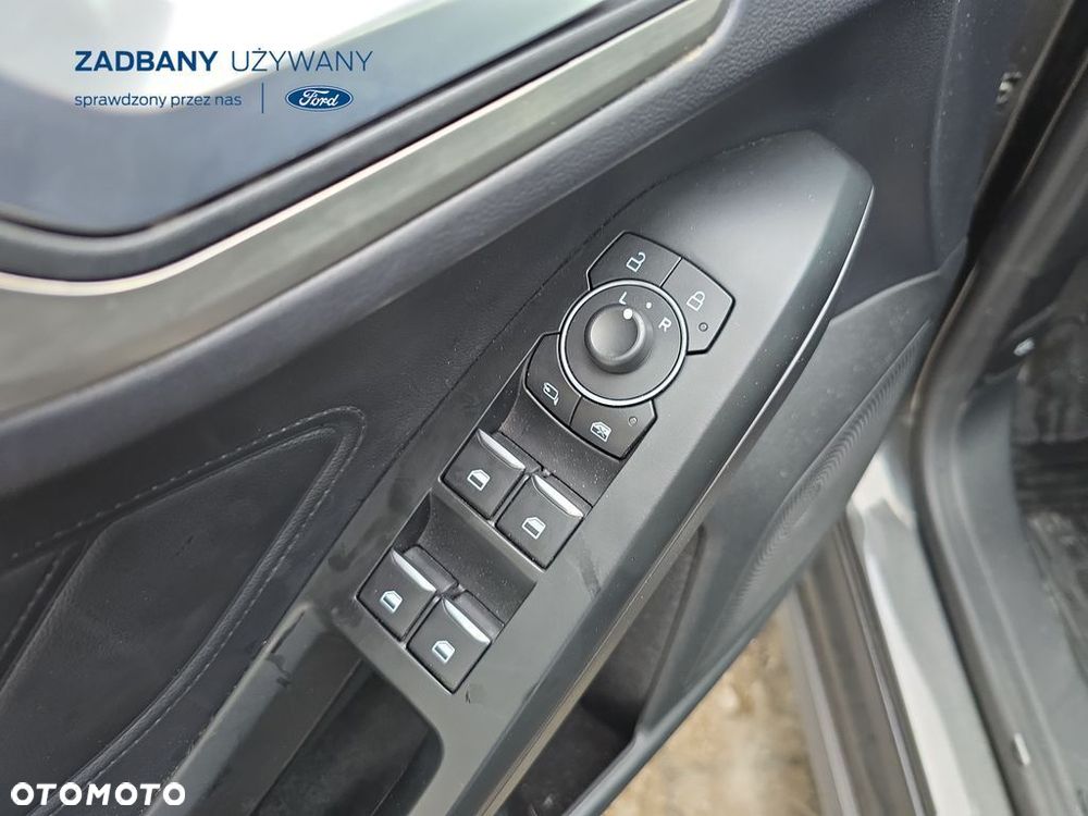 Ford Focus - 25