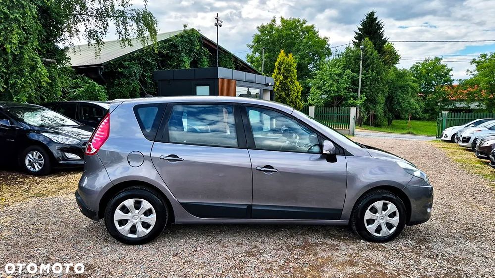 Renault Scenic 1.6 16V Tech Run Euro5 - 11