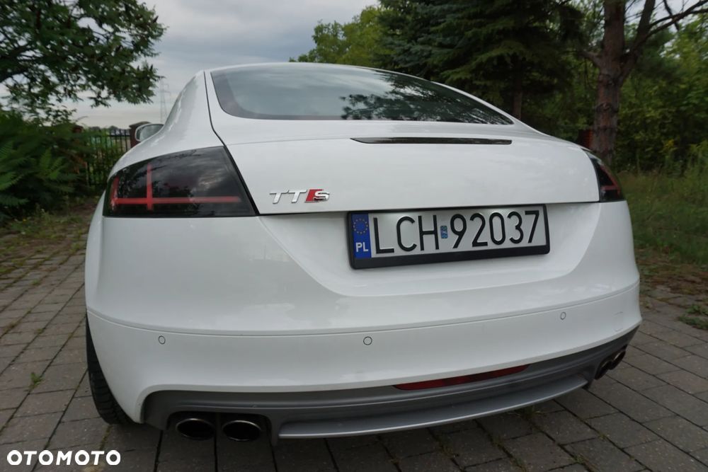 Audi TT S Coupé Standard - 22