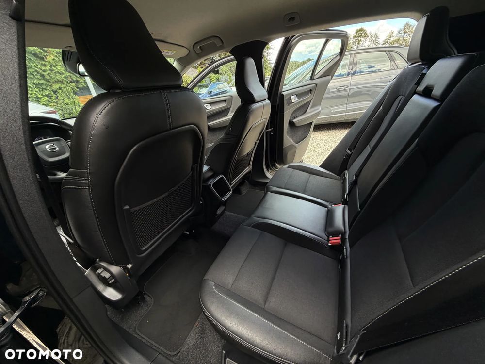 Volvo XC 40 T3 Momentum - 20
