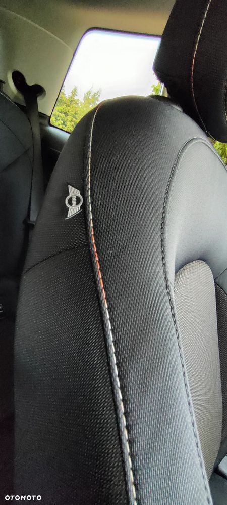 MINI ONE Cabrio - 13